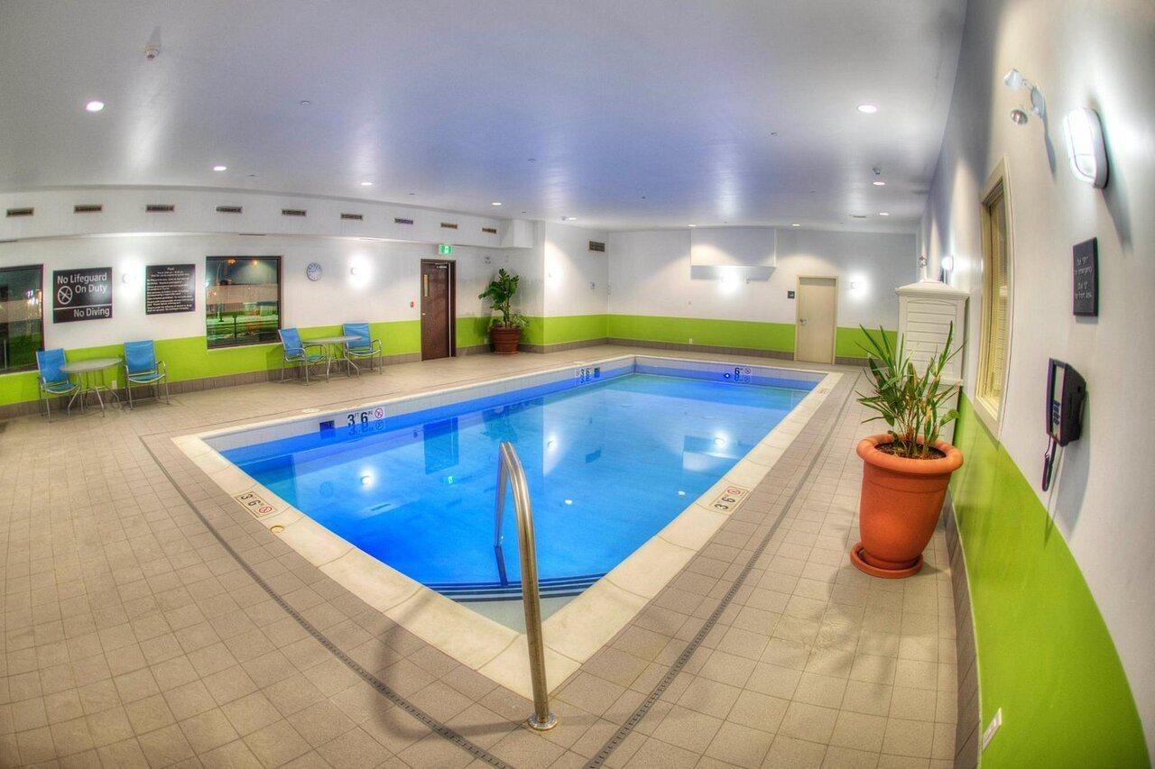Hampton Inn Saskatoon South Екстер'єр фото