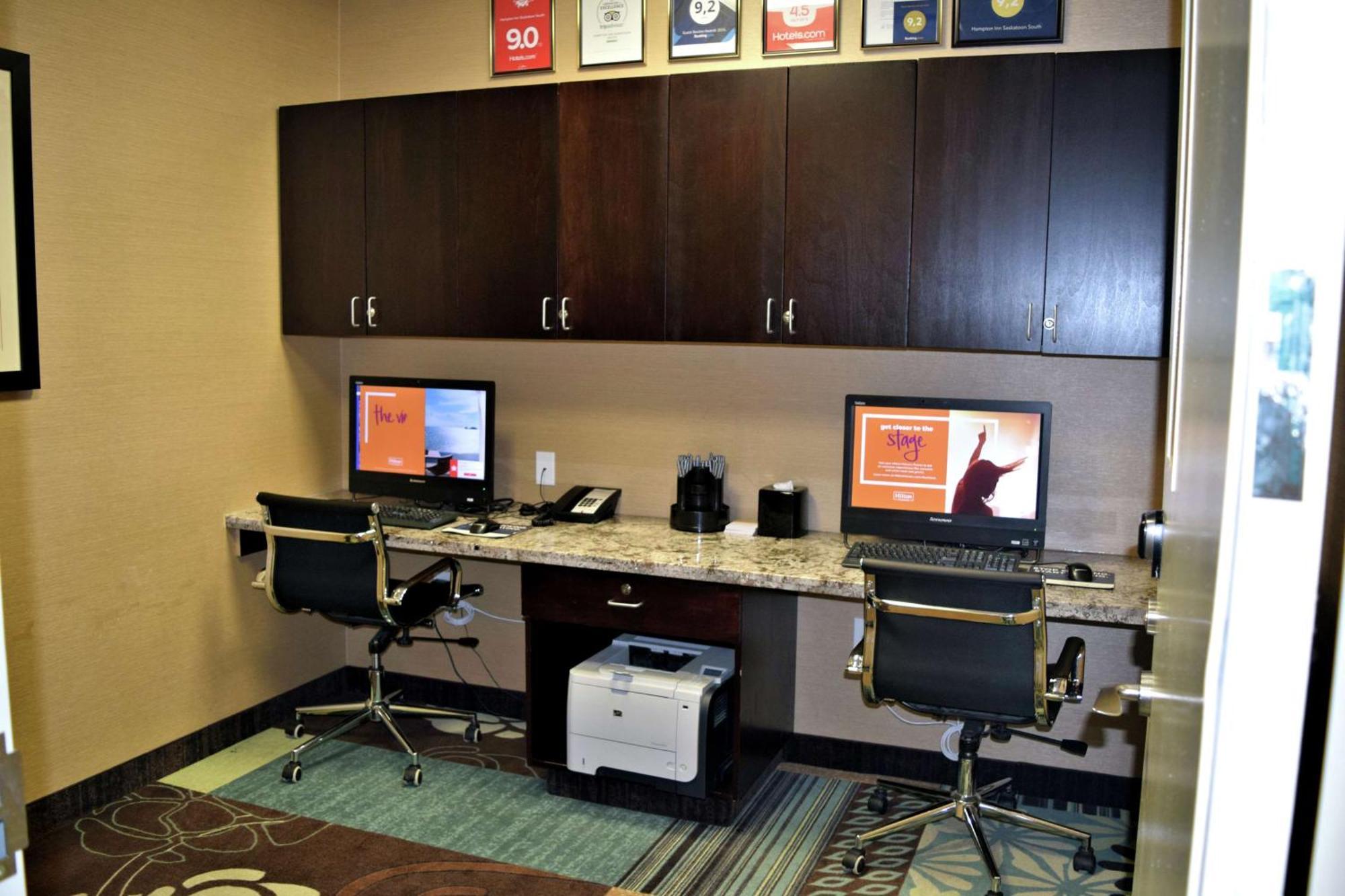 Hampton Inn Saskatoon South Екстер'єр фото
